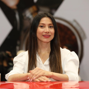 Picture of Viviana Arenas <br><span style="font-size:14px; font-weight:700;">Fundadora</span>